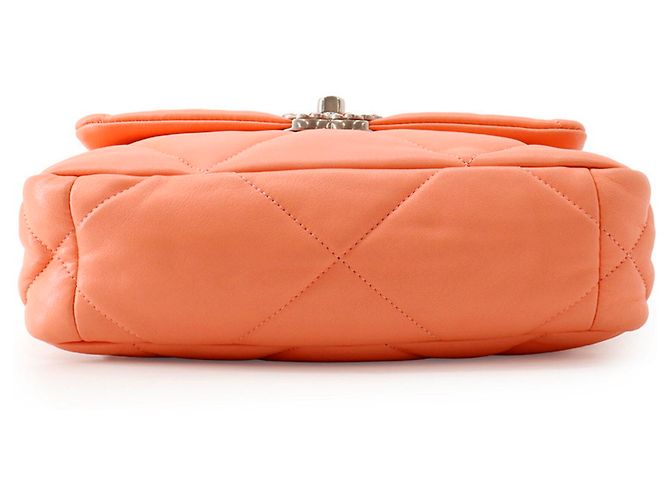 Borsa a tracolla Chanel Matelasse con catena in rosa salmone - vista 3
