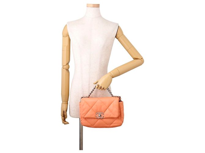 Borsa a tracolla Chanel Matelasse con catena in rosa salmone - vista 4