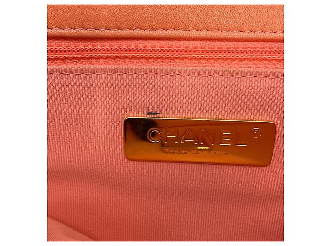 Borsa a tracolla Chanel Matelasse con catena in rosa salmone - vista 8