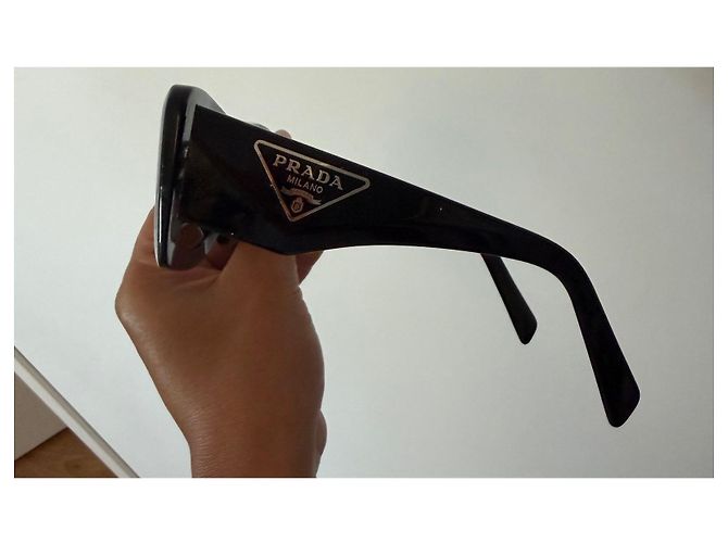 Prada Gafas de sol rectangulares de acetato negro - vista 3