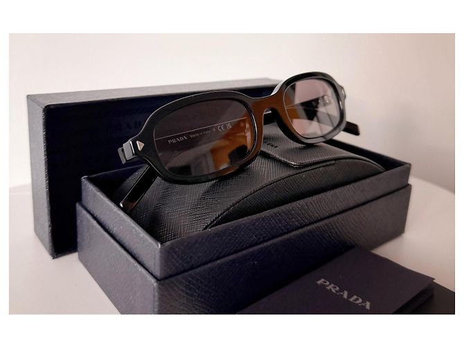 Prada PR D06S Rectangular Sunglasses Black - view 8