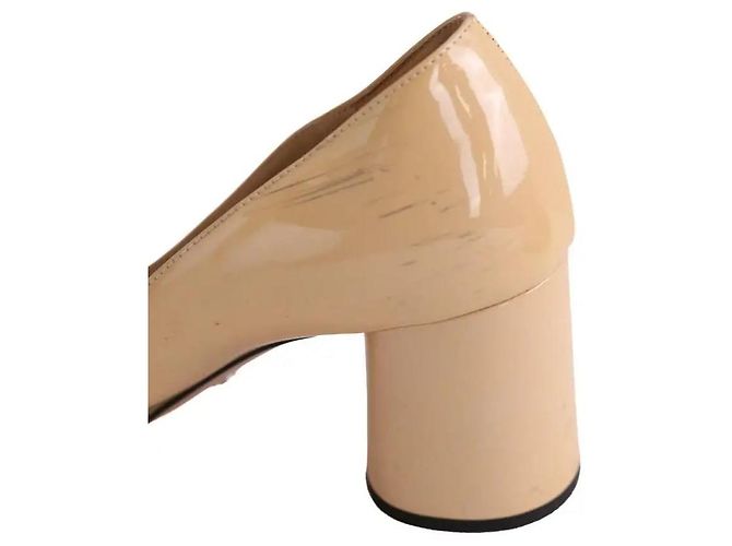 Prada Absatzschuhe aus Lackleder beige - Ansicht 7