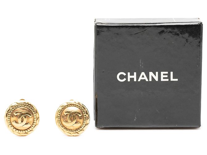 Orecchini a clip rotondi Chanel CC placcati oro - vista 4