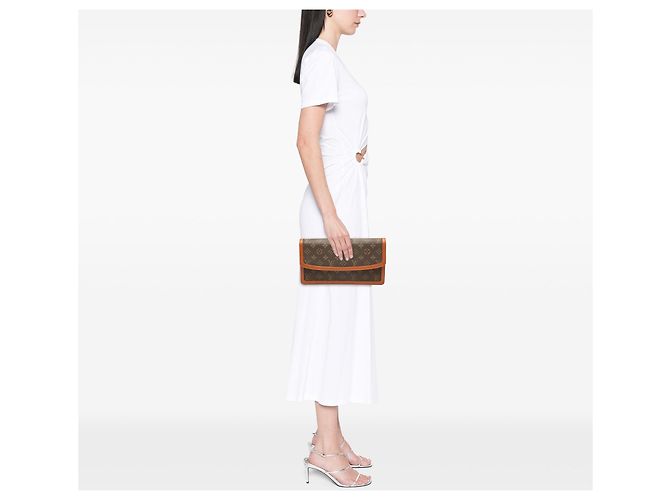 Borsa a pochette Louis Vuitton Monogram Pochette Dame GM marrone - vista 6