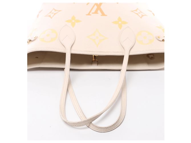 Borsa a tracolla Louis Vuitton Neverfull MM Monogram Empreinte Gradient in Beige M46516 - vista 6