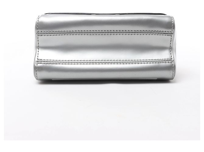 Borsa a tracolla Louis Vuitton Twist PM Spaces Collection in Argento - vista 7