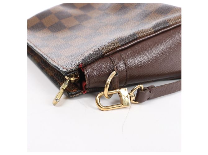 Borsa Louis Vuitton Truth Makeup Damier Ebene Marrone N51982 - vista 6