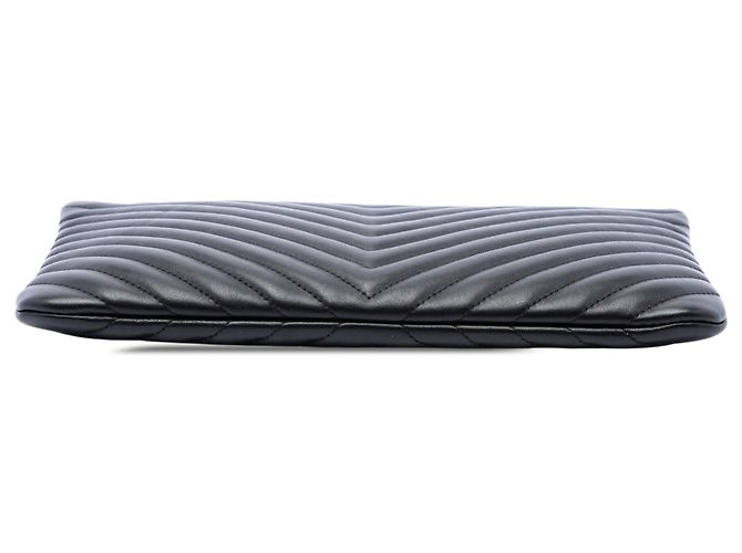 Clutch Chanel Medium CC Chevron Lambskin O Case Nera - vista 3