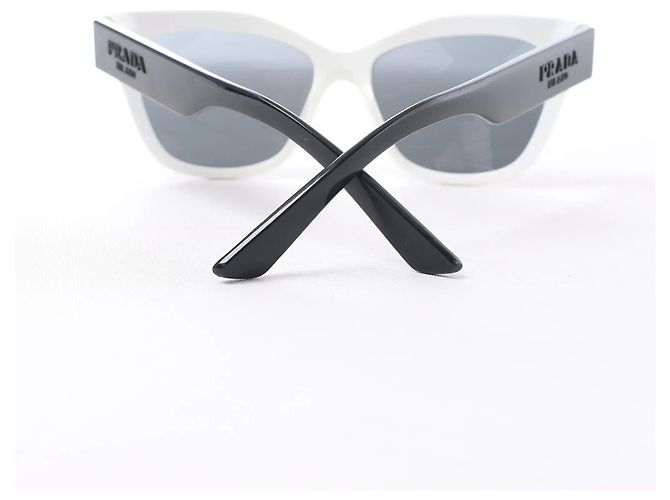 Gafas de sol Prada SPR 23X en Black/White - vista 7