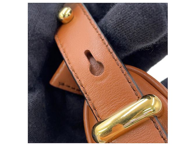 Prada Kleine Leder-Schultertasche - Ansicht 11