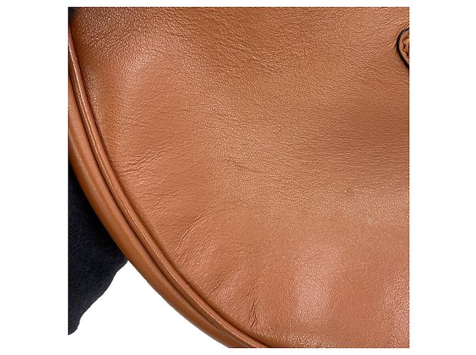 Prada Kleine Leder-Schultertasche - Ansicht 6
