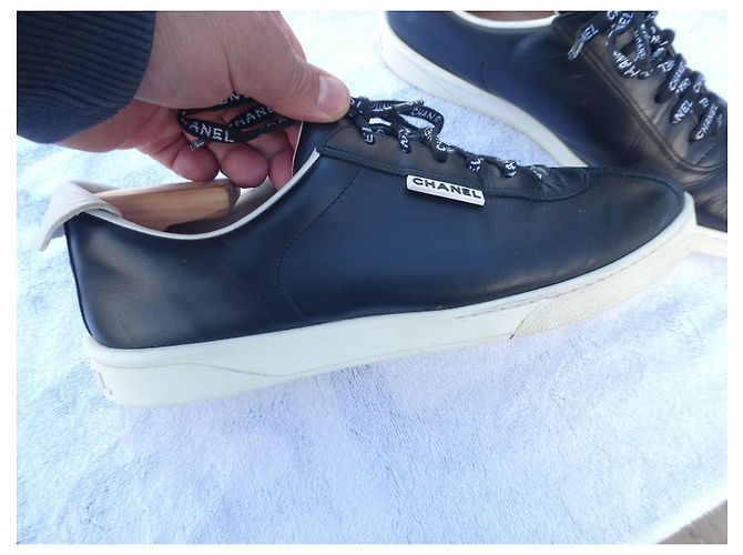 Chanel sneakers uomo in pelle nera - vista 4