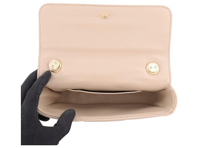 Céline Borsa a tracolla con catena Celine in pelle di capra monocromatica - vista 5