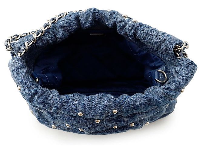 Borsa Chanel 22 Mini in denim - vista 6