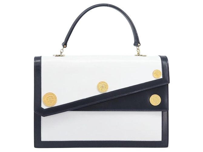Céline CELINE Medallion Hand Bag Leather White Gold Auth 211306V - Jerrillo - vista 2