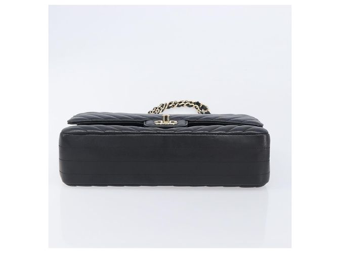 Chanel Double Stitch Flap Chevron Lambskin Medium - vista 5