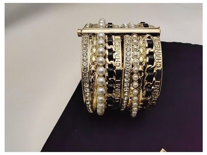 Bracciale Cuff Largo Chanel 17P Autentico Pelle Perle e Cristalli - vista 15