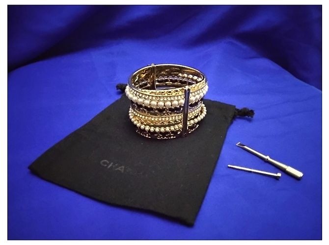 Bracciale Cuff Largo Chanel 17P Autentico Pelle Perle e Cristalli - vista 7