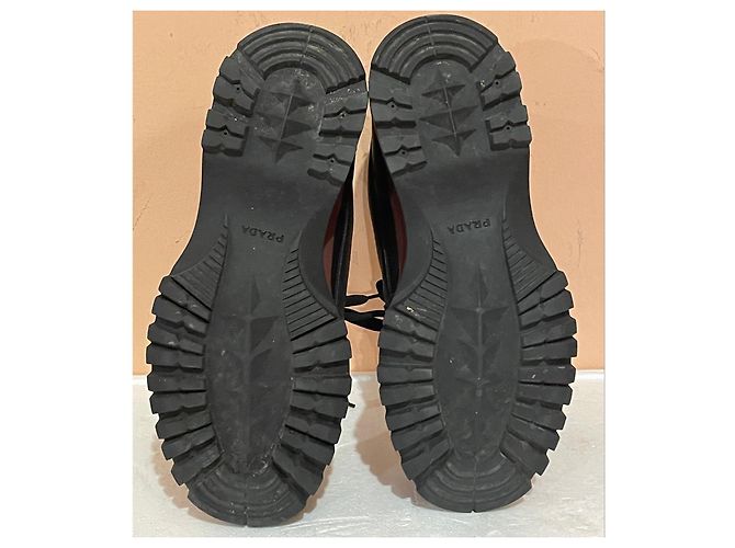 Scarpe Prada in Pelle Nera - vista 10