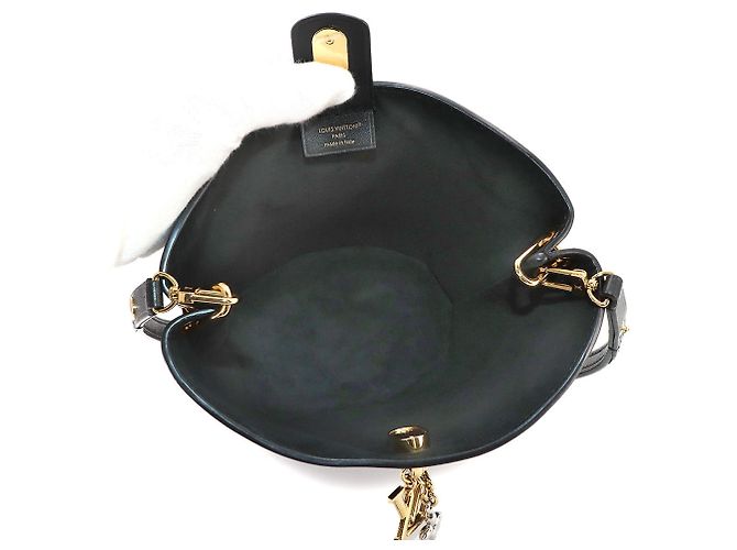 Louis Vuitton LV Bloom Mini Hobo - vista 7