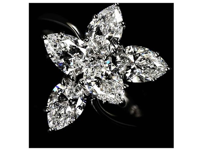 Anello Harry Winston Cluster MM in platino - vista 6