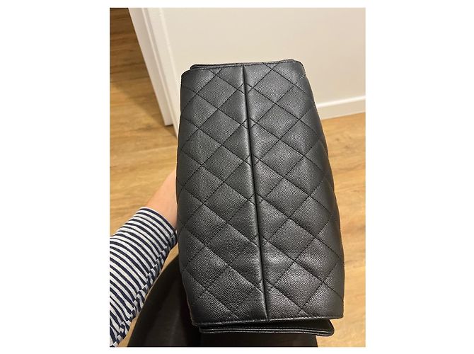 Chanel 25 Borsa a Tracolla in Pelle Martellata Nera - vista 4