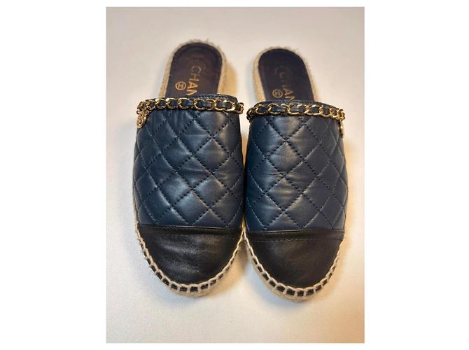 Mules espadrillas in pelle matelassé Chanel - vista 5