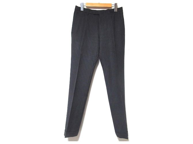 Conjunto de Traje a Rayas Gucci - vista 9