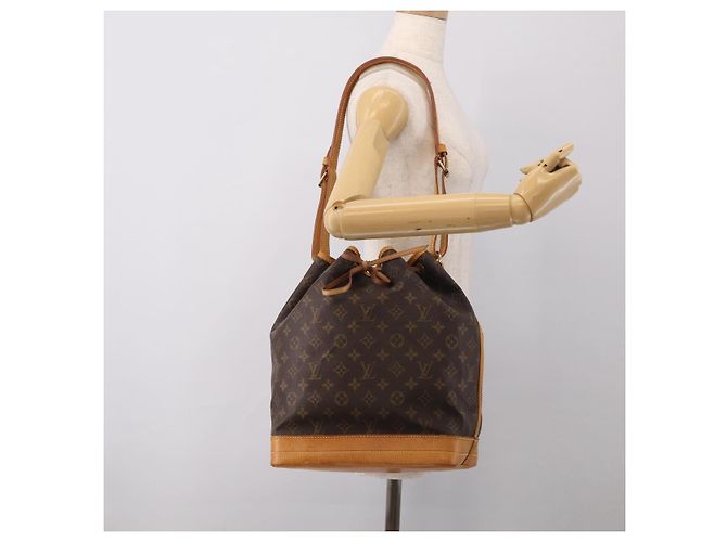 LOUIS VUITTON Monogram Noe Shoulder Bag M42224 LV - vista 21
