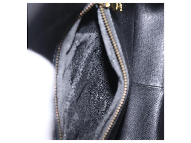 Saint-Cloud LOUIS VUITTON Epi Saint Cloud GM Shoulder Bag Black M52192 LV - vista 11