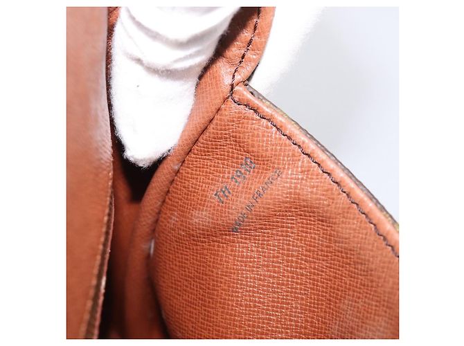 Saint-Cloud LOUIS VUITTON Monogram Saint Cloud GM Shoulder Bag M51242 LV - vista 12