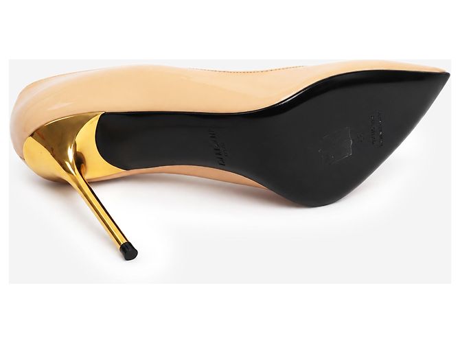 Balmain Spitze Pumps aus neutralem Lackleder - size EU 38 - Ansicht 10