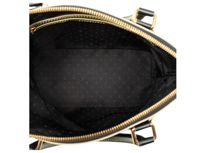 Louis Vuitton Black Suhali Lockit PM - vista 4