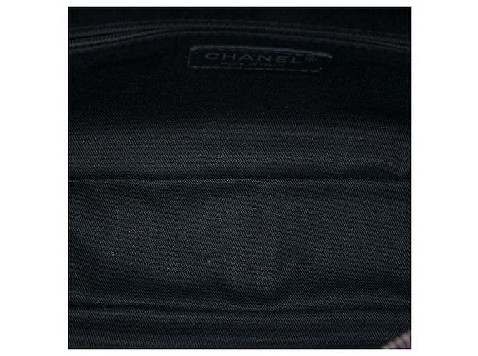 Chanel Purple Jumbo Quilted Iridescent Caviar Easy Flap - vista 4