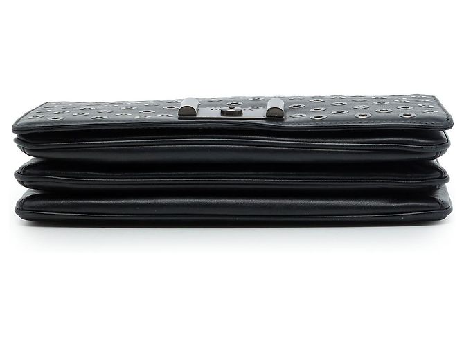Borsa a tracolla Prada in vitello morbido nero con occhielli, chiusura a patta e catena - vista 3