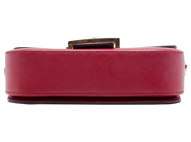 Prada Red Saffiano Lux Embleme Crossbody - vista 3