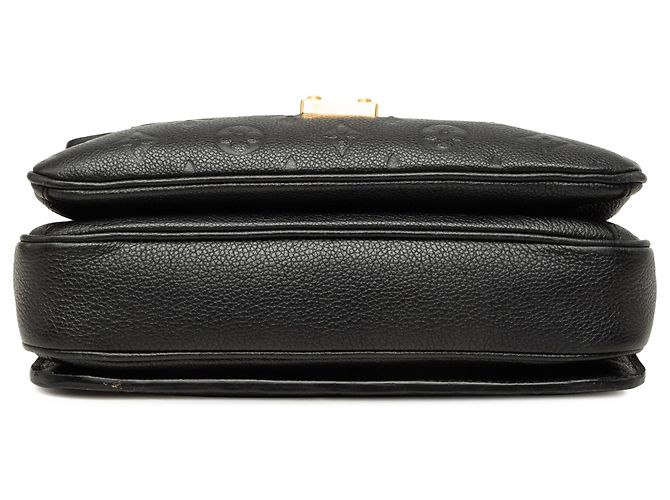 Louis Vuitton Black Monogram Empreinte Pochette Metis - vista 3