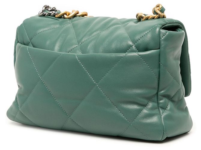 Chanel 19 Flap Large in pelle d'agnello verde - vista 2