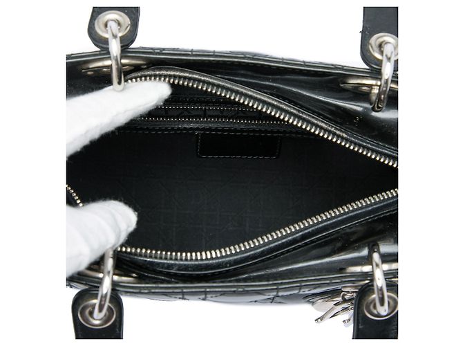 Dior Black Small Patent Cannage Lady Dior - vista 4