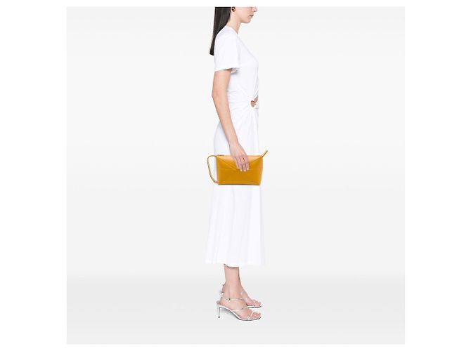 LOEWE Necessaire Puzzle Fold in pelle di vitello lucida gialla - vista 6