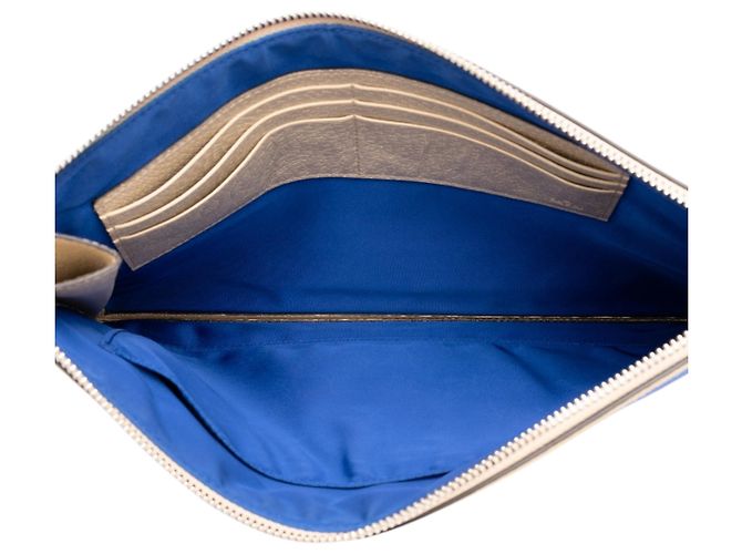 Clutch Gucci Blue GG Nylon Off the Grid - vista 4