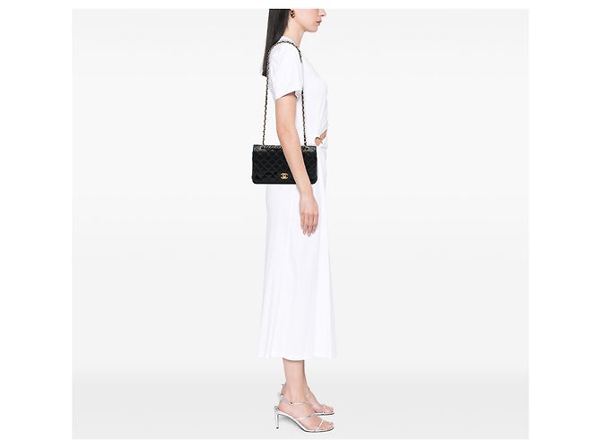 Chanel Black Medium Classic Lambskin Double Flap - vista 6