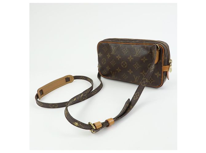 Louis Vuitton Pochette Marly Bandouliere Monogram Canvas Medium - vista 3