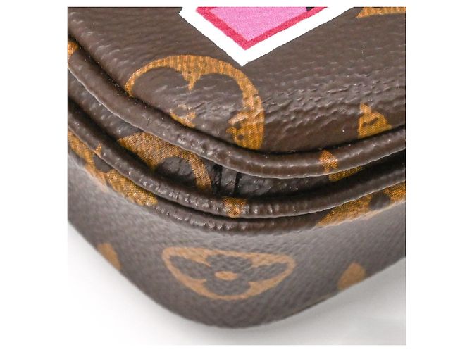 Metis Borsa Louis Vuitton Monogram Patches Pochette Métis MM - vista 19
