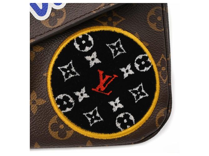 Metis Borsa Louis Vuitton Monogram Patches Pochette Métis MM - vista 9