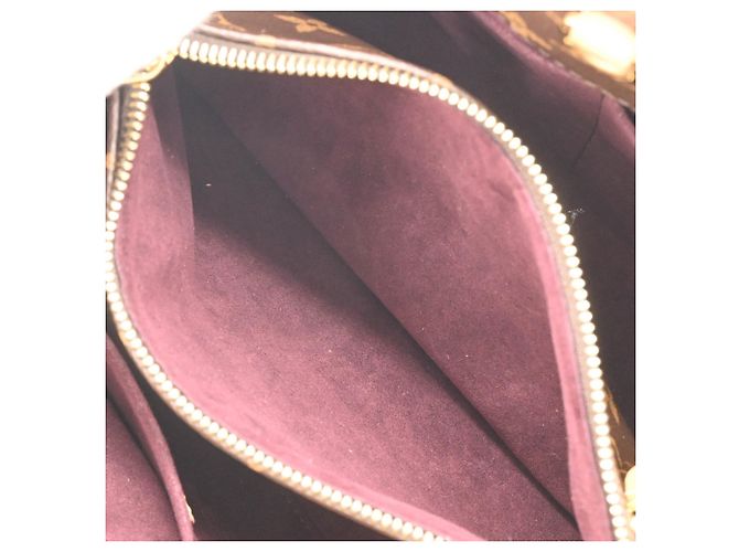 Borsa a tracolla Louis Vuitton Montaigne MM - vista 9