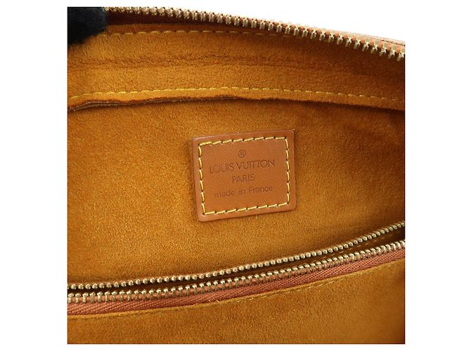 Louis Vuitton Pont Neuf Epi Leather PM - vista 6
