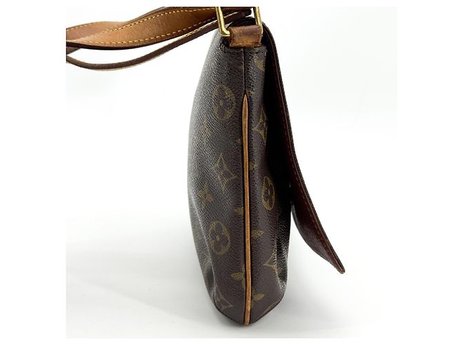 Louis Vuitton Musette Tango Monogram Canvas - vista 3