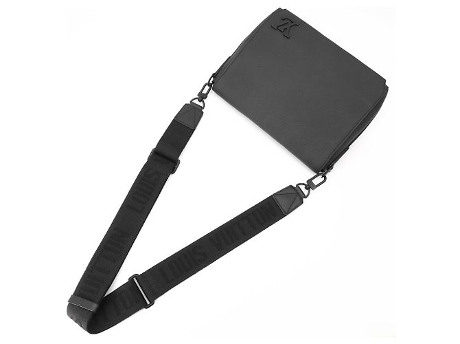 Borsa a tracolla Louis Vuitton Aerogram Takeoff Black - vista 8