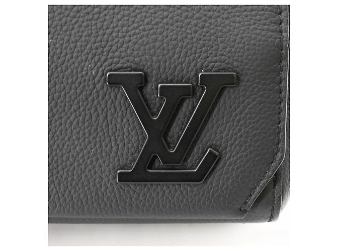 Borsa a tracolla Louis Vuitton Aerogram Takeoff Black - vista 9